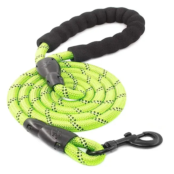 6FT Reflective Nylon Dog Leash - Durable & Comfortable for Medium & Large Dogs