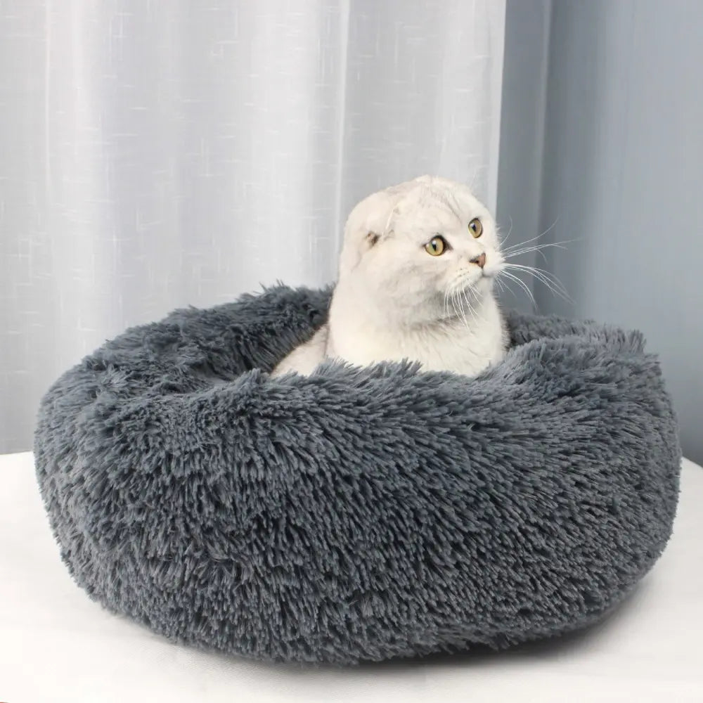 Comfortable Round Plush Cat Bed – Soft Donut Bed for Cats & Small Dogs